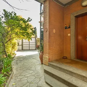  Apartment St Peter's Spacious 4 Bdr With Private Parking